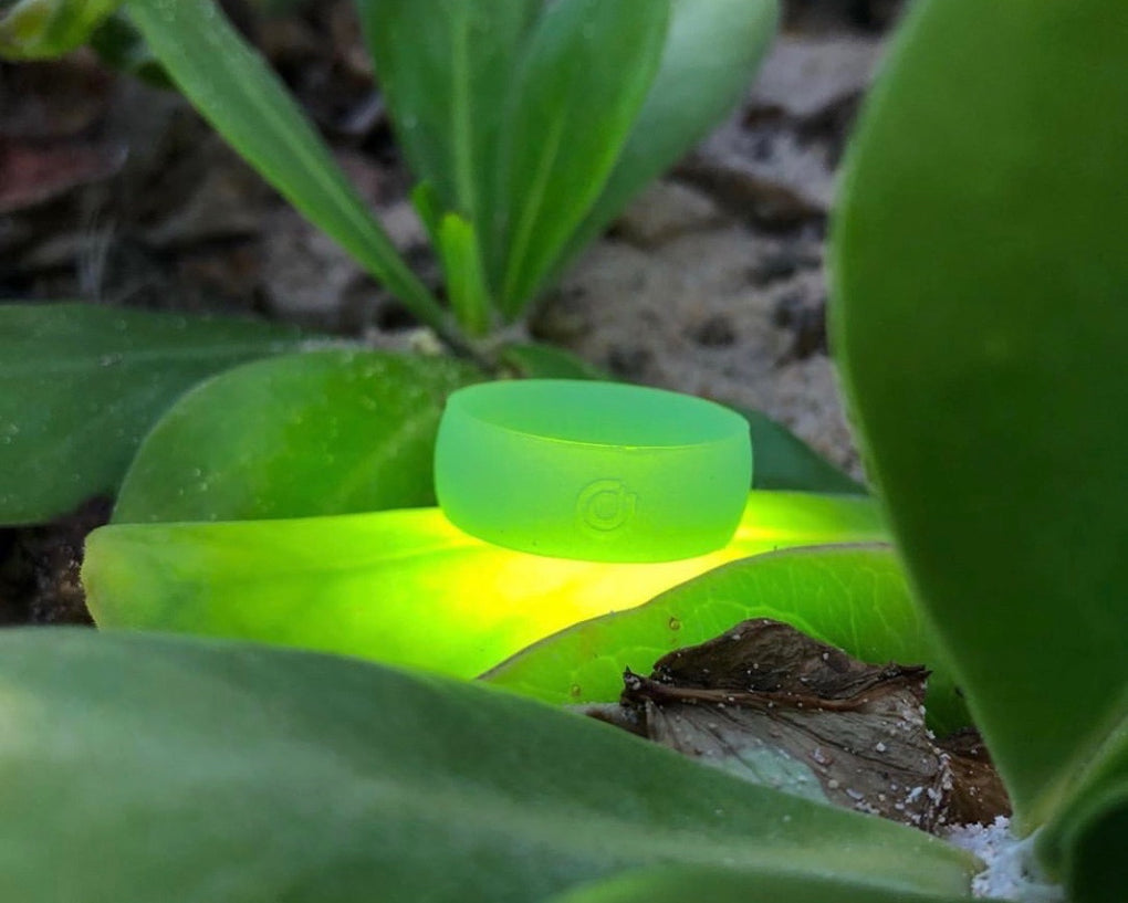 LUMINESCENCE GLOW-IN-THE-DARK SILICONE RING