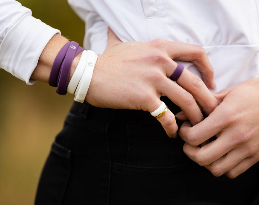 PLUM SILICONE RING