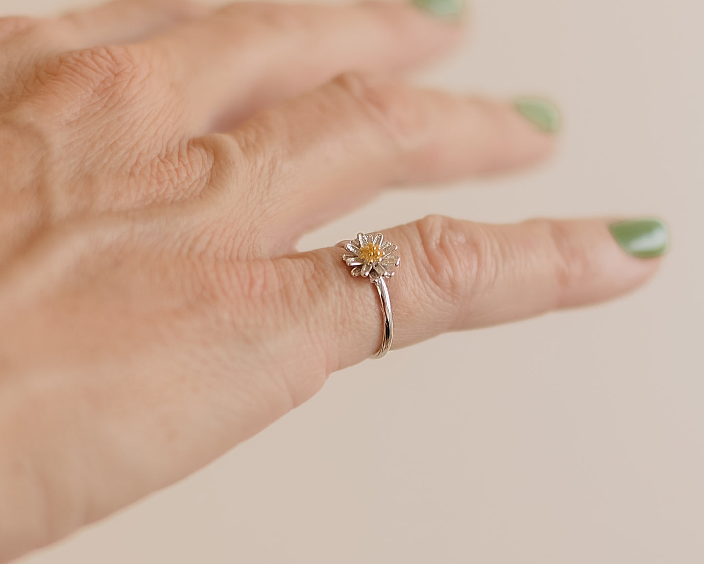FLOWER RING - STERLING SILVER