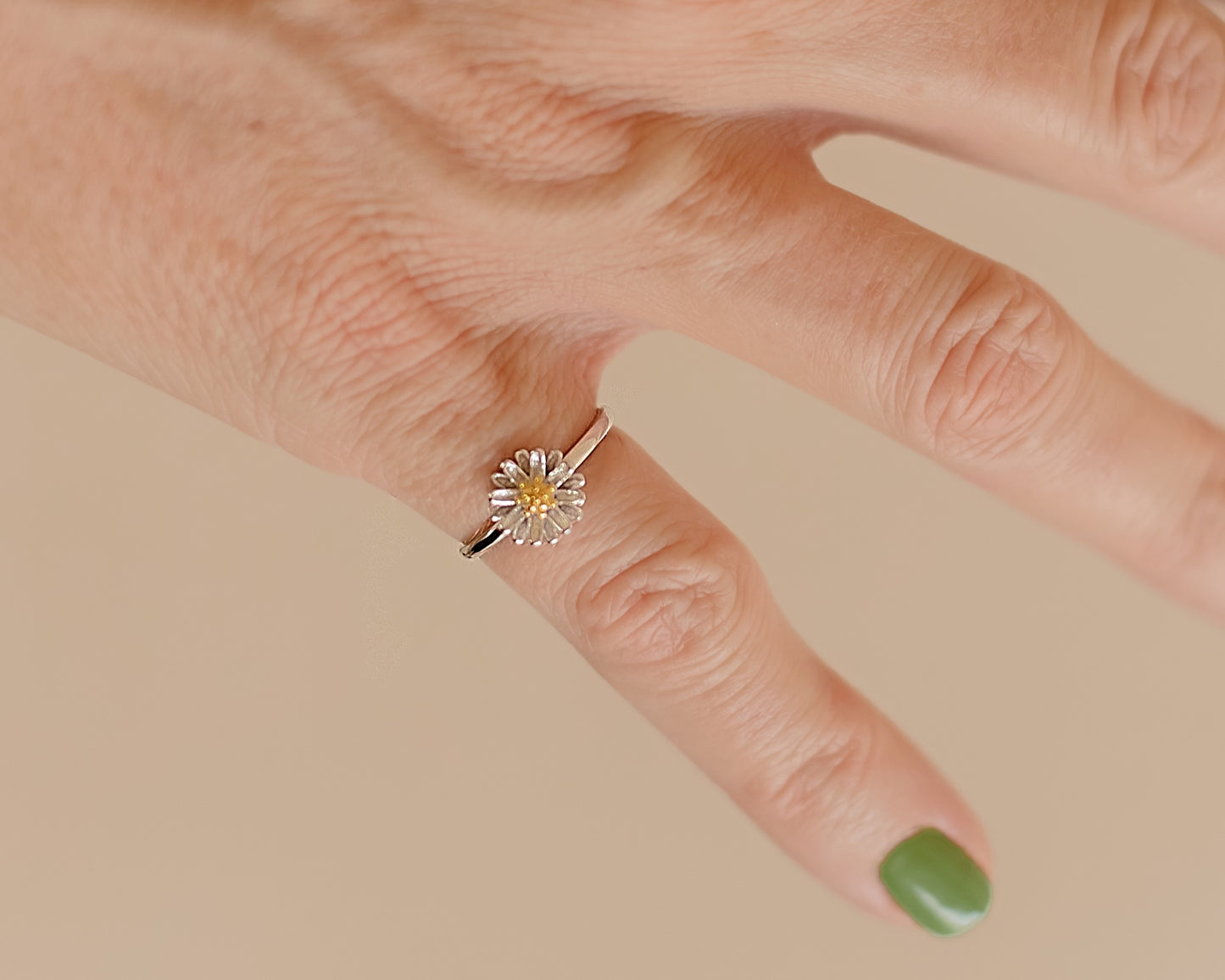 FLOWER RING - STERLING SILVER